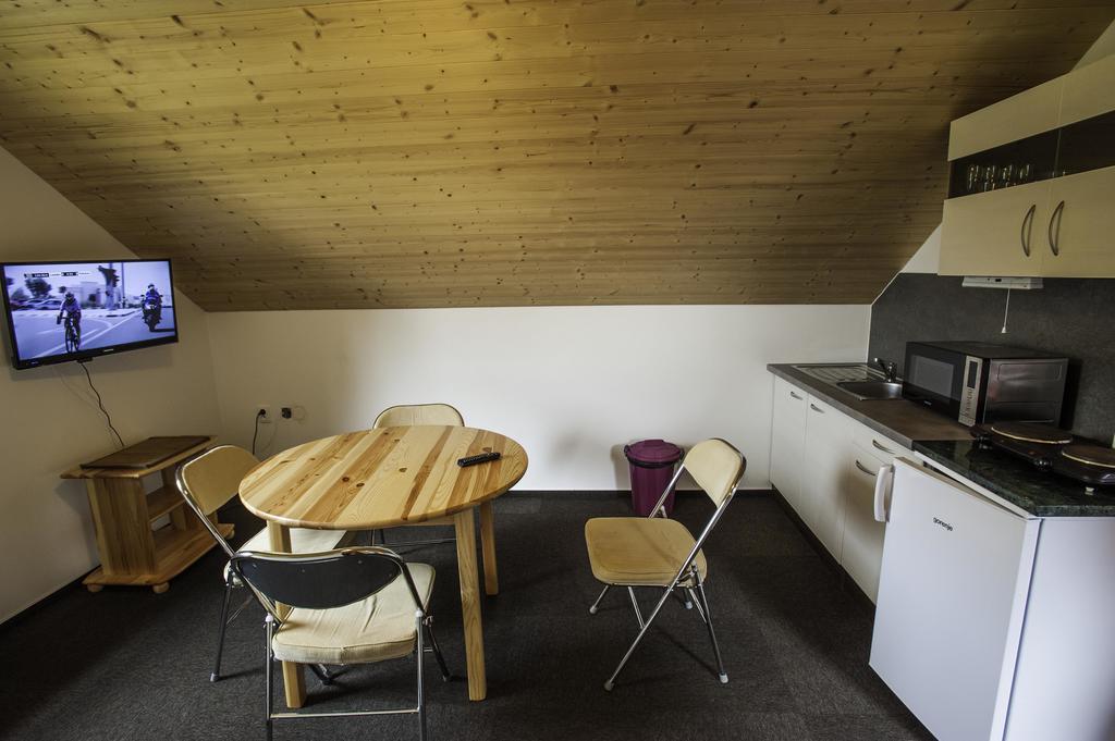 Penzion A Apartmany Skipark Hrabesice Krasne Eksteriør bilde